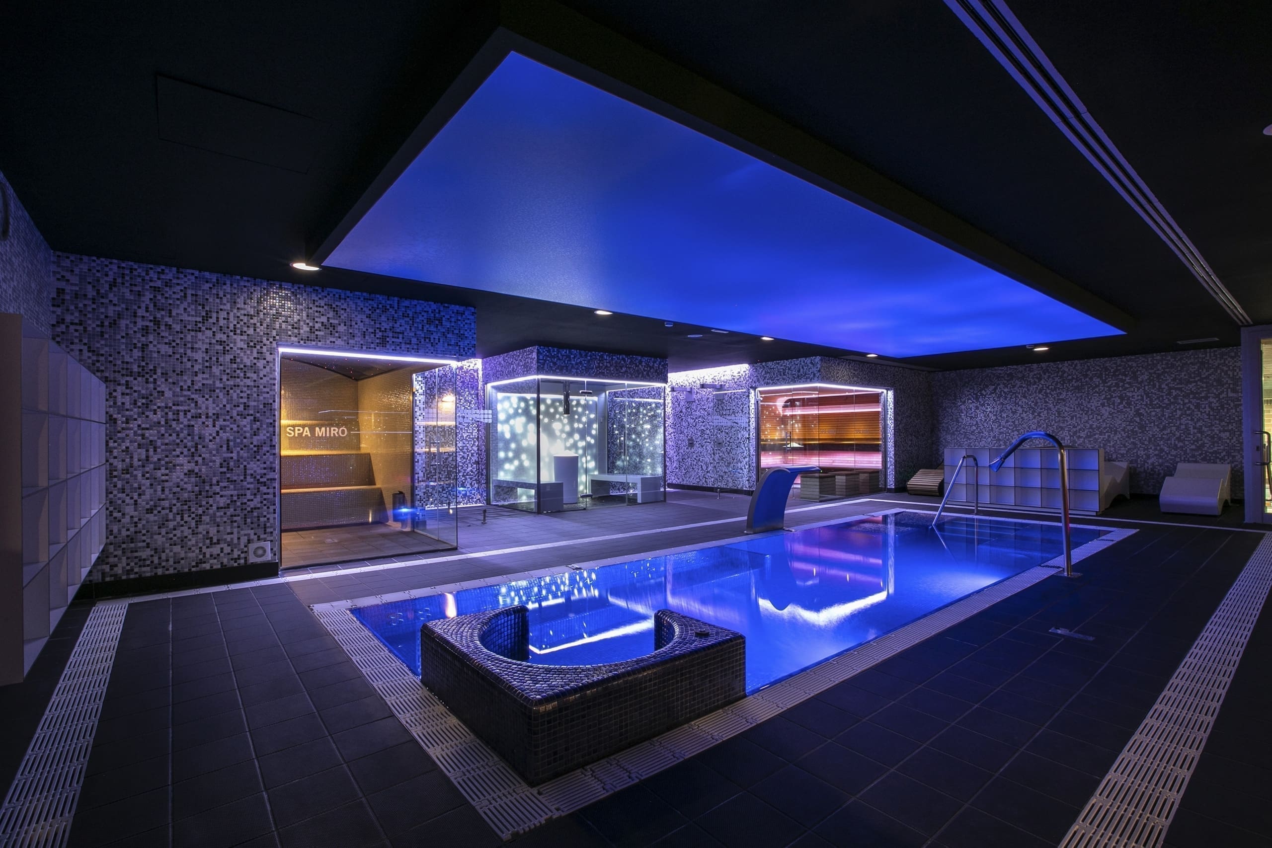 Piscinas de acero inoxidable de exterior para Spas Piscinas de acero inoxidable de exterior para Spas