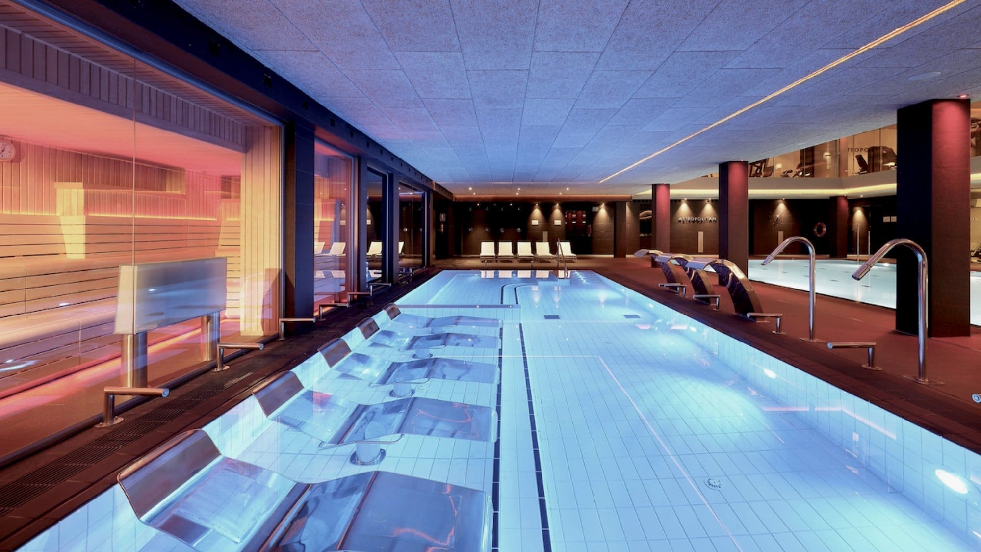 Professional wellness, Swimming pool for Spa